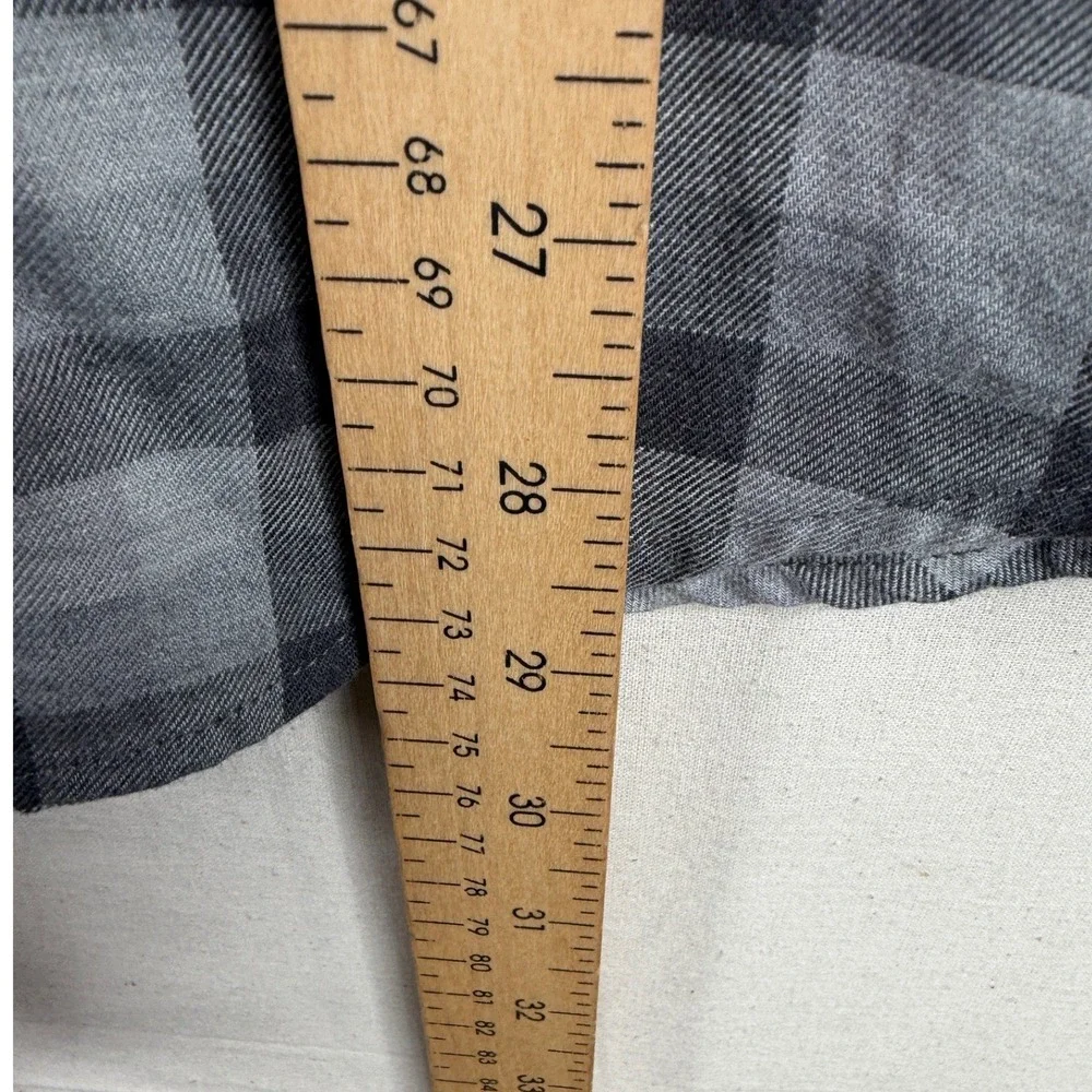 Banana Republic Slim Fit Luxe Flannel size Large Gray